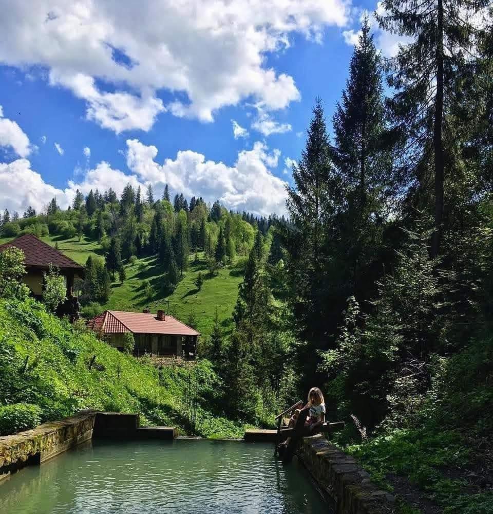 Hotel Лісова Казка Slavske Exteriér fotografie